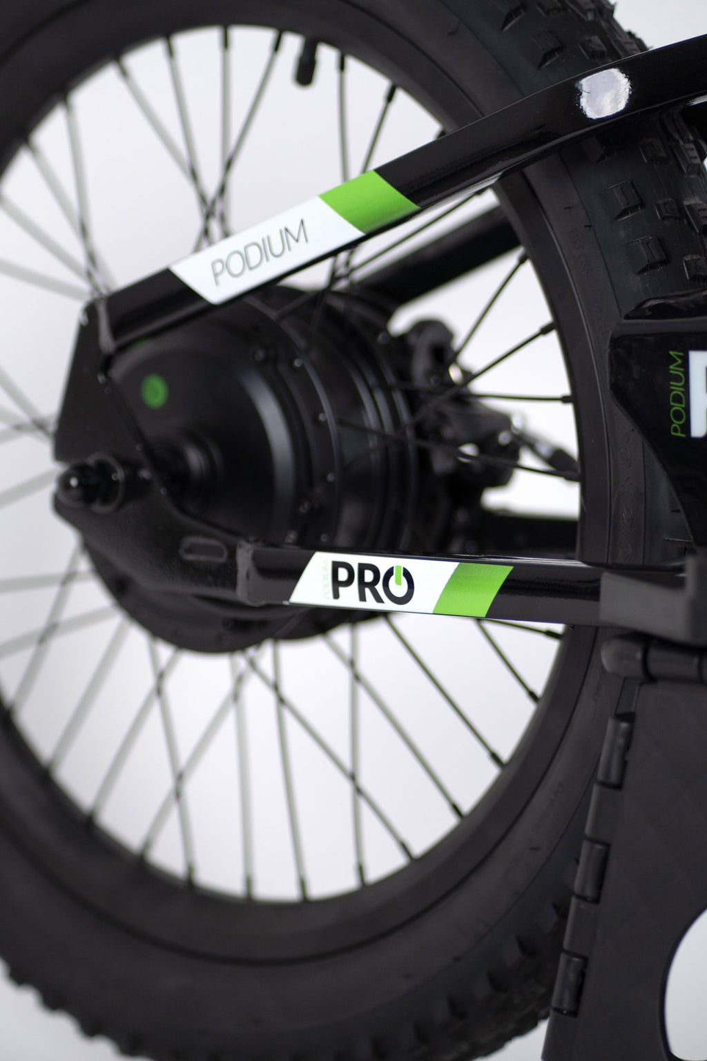 Duo 20" Podium Pro