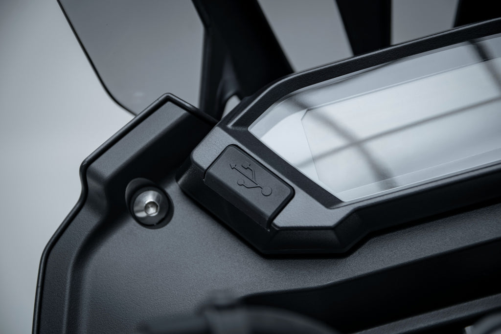 Voge 300 Rally Black