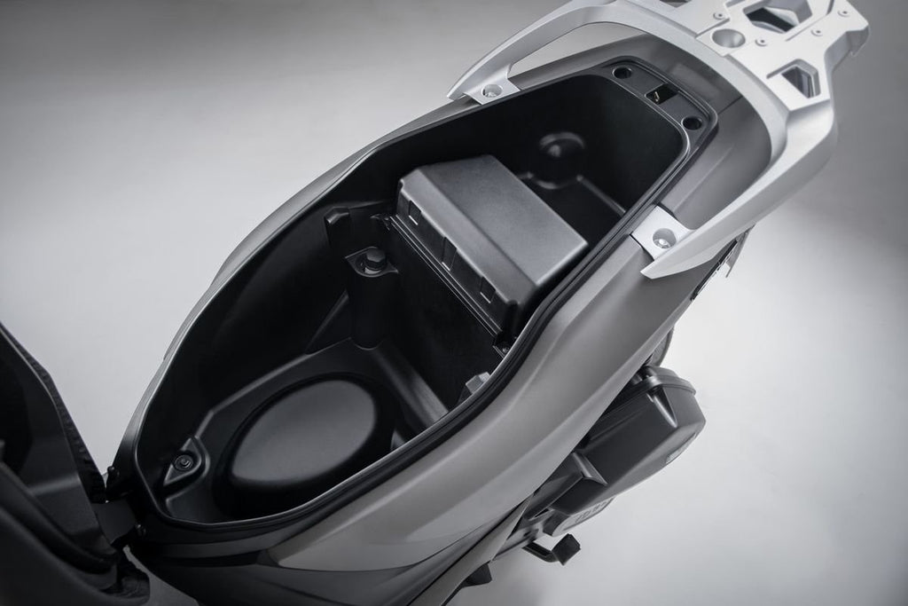 Voge SR16 White